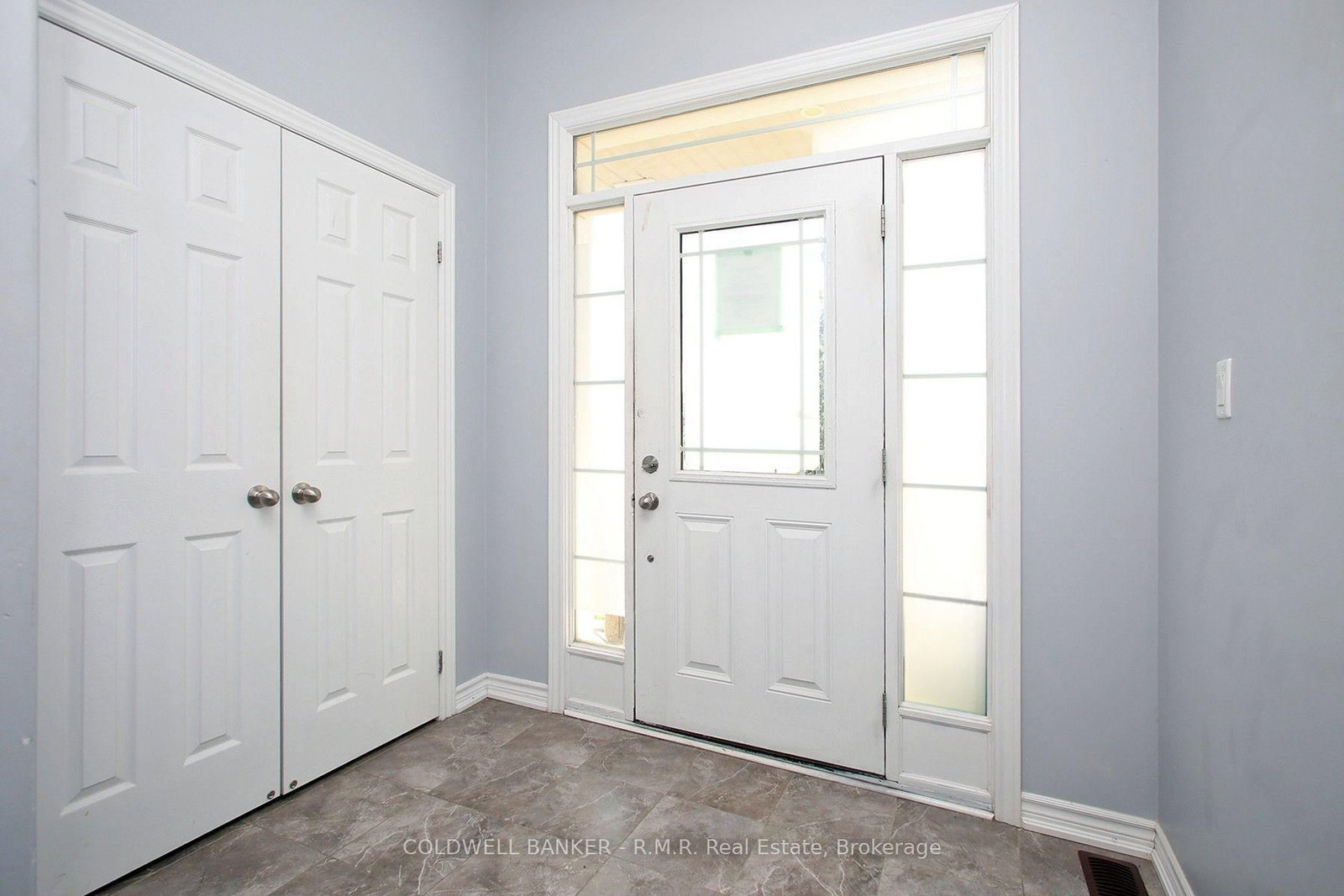 30 Moses Crescent • Clarington, ON photo 3