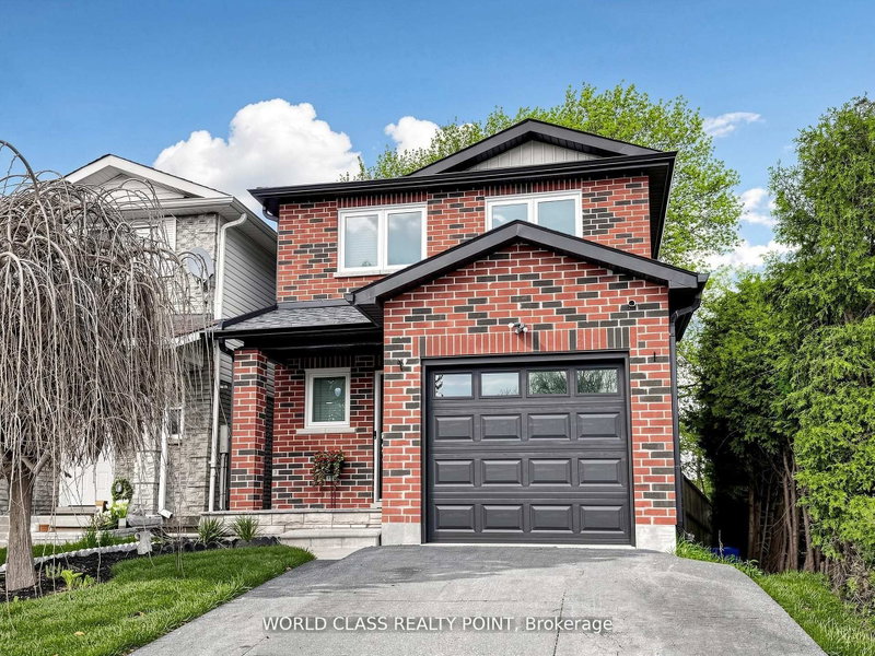 1638 Norwill Crescent