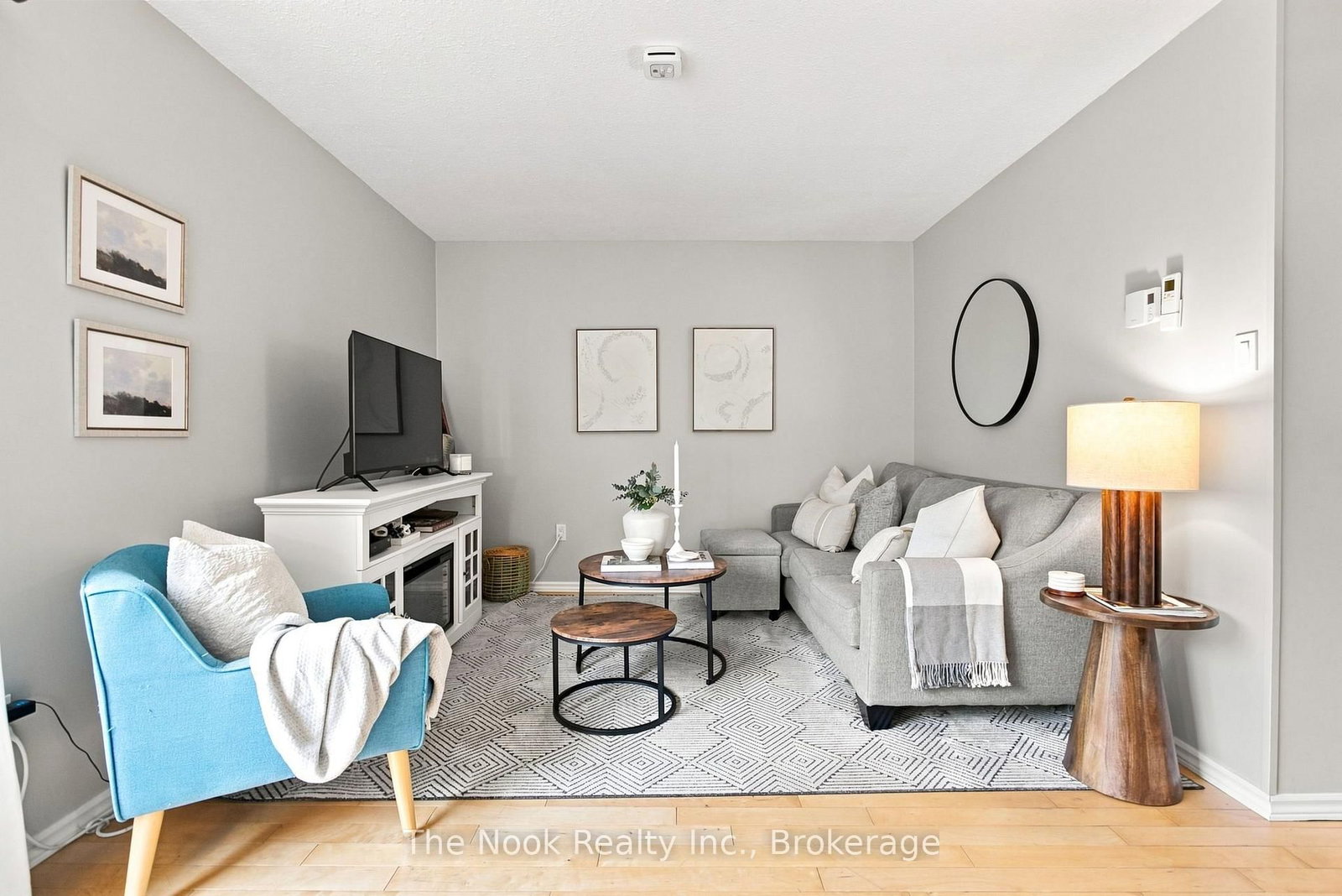 27 The Bridle Path • Clarington, ON photo 21