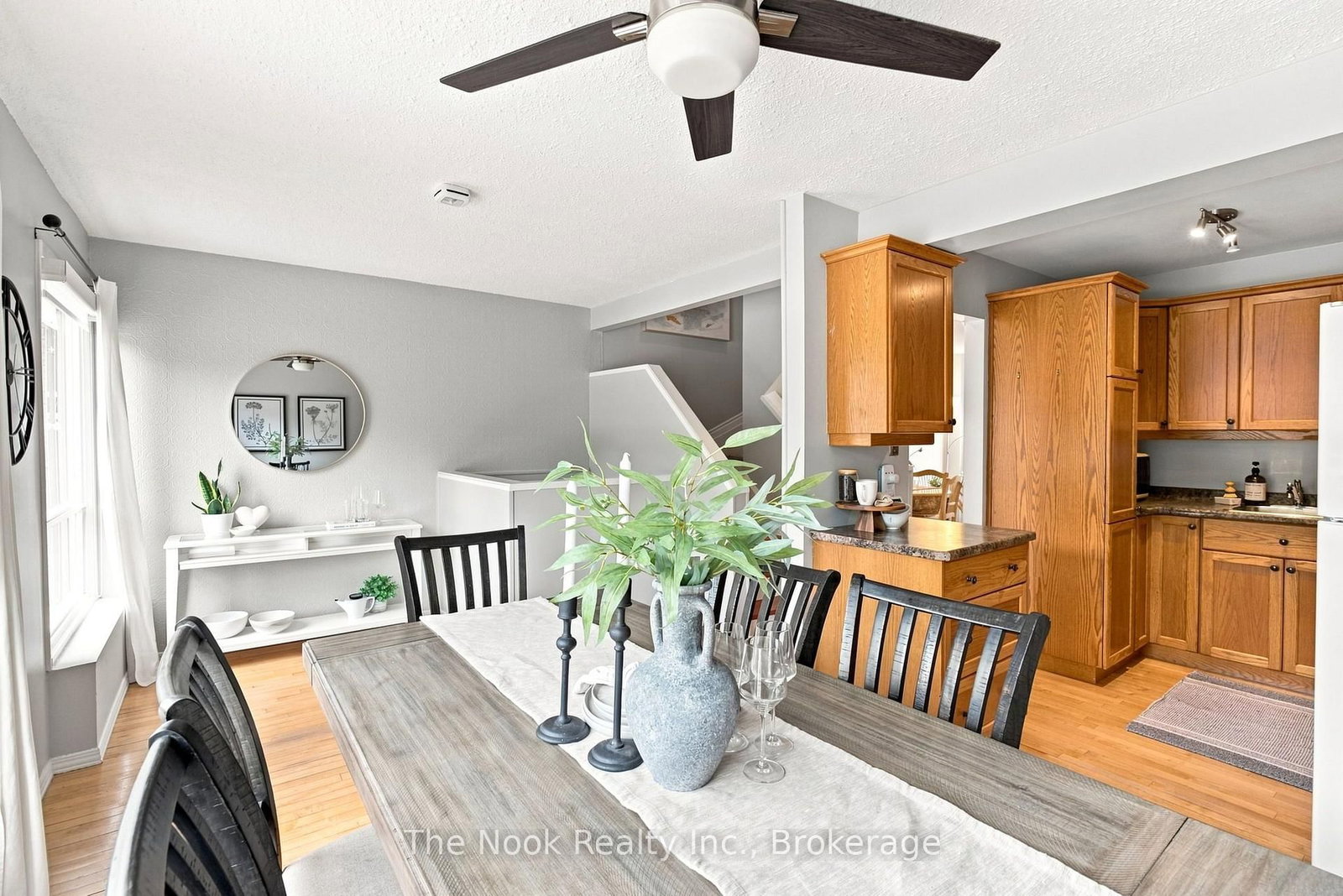 27 The Bridle Path • Clarington, ON photo 33