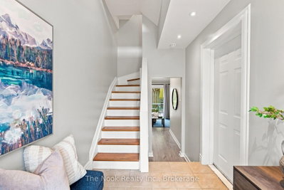 27 The Bridle Path • Clarington, ON photo 5