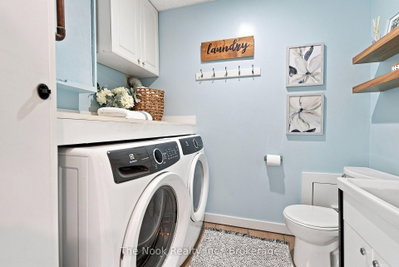 27 The Bridle Path • Clarington, ON photo 7