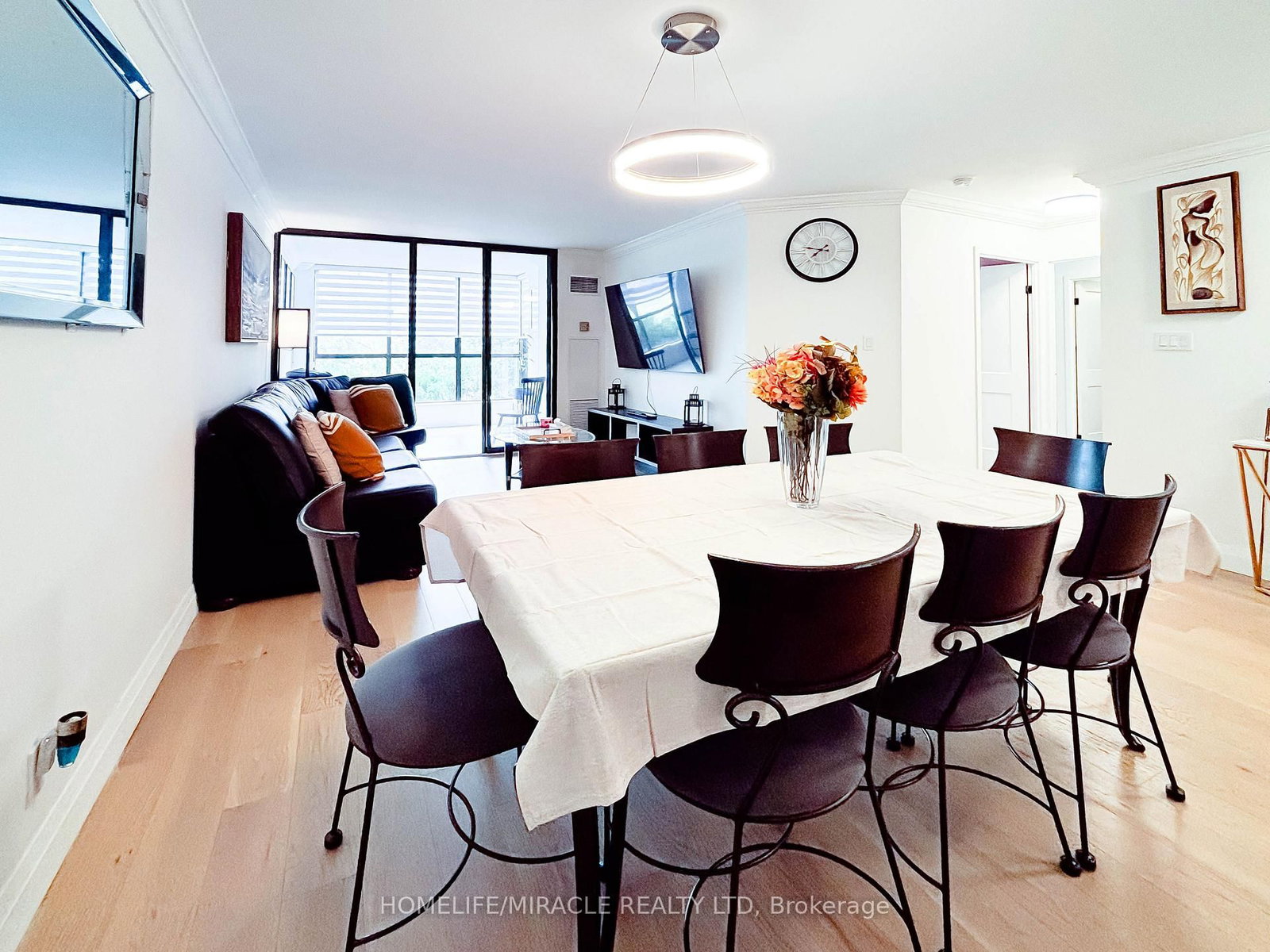 8 Silver Bell Grove • #206 • Toronto, ON photo 6