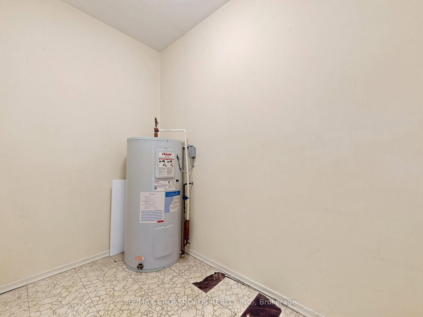 50 Scarborough Golf Club Road • #95 • Toronto, ON photo 26