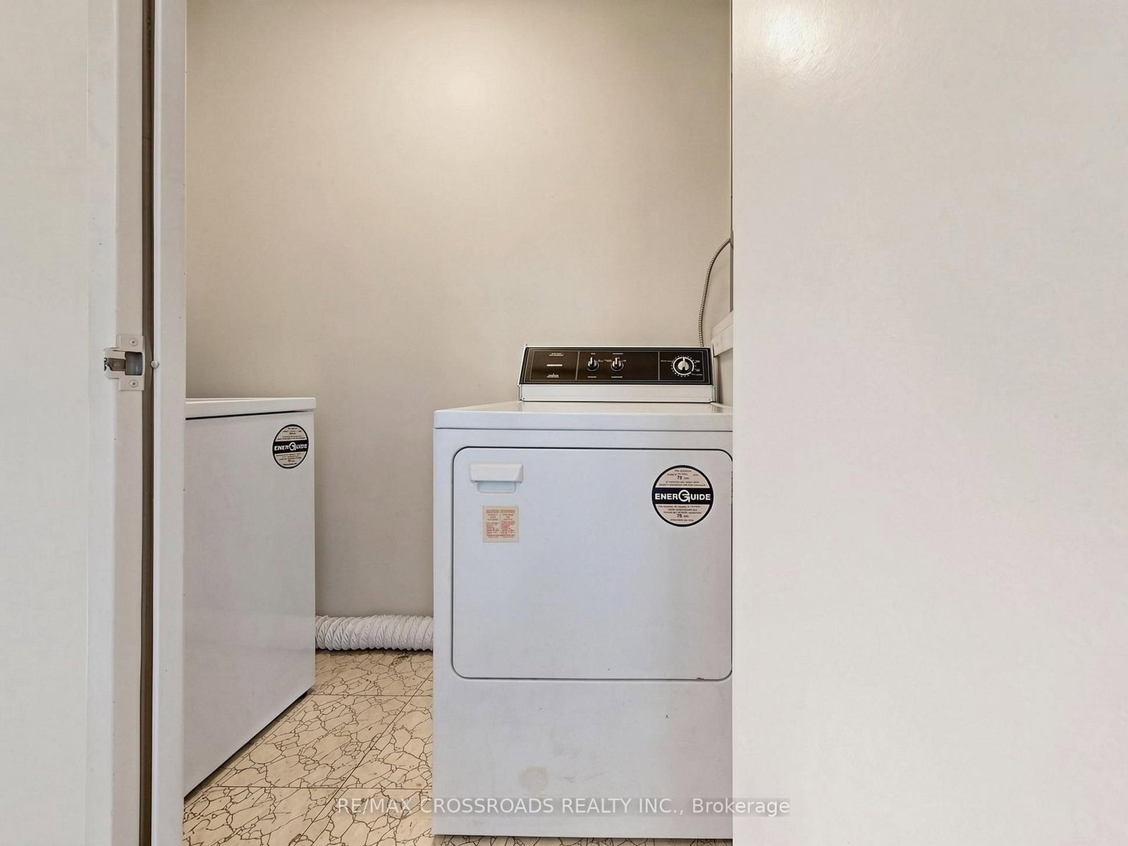 50 Scarborough Golf Club Road • #95 • Toronto, ON photo 27
