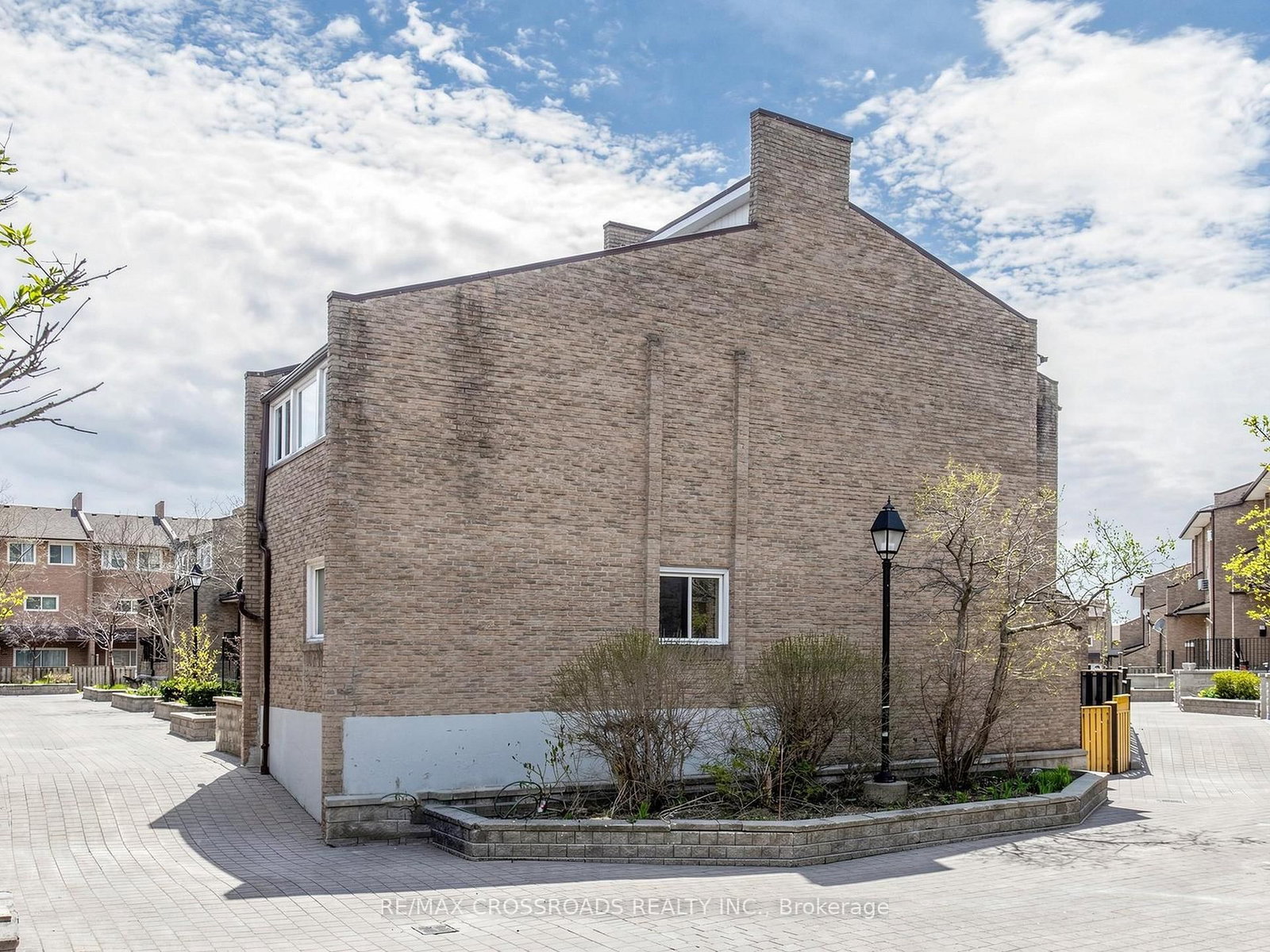50 Scarborough Golf Club Road • #95 • Toronto, ON photo 31