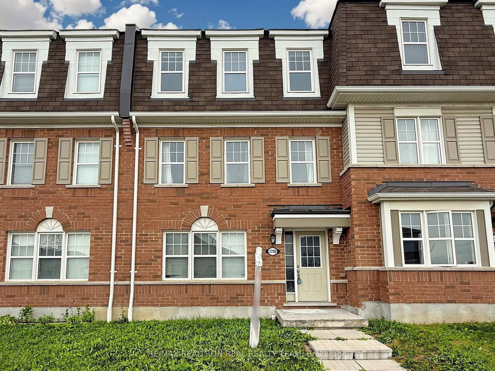 2708 Burkholder Drive • Pickering, ON photo 3