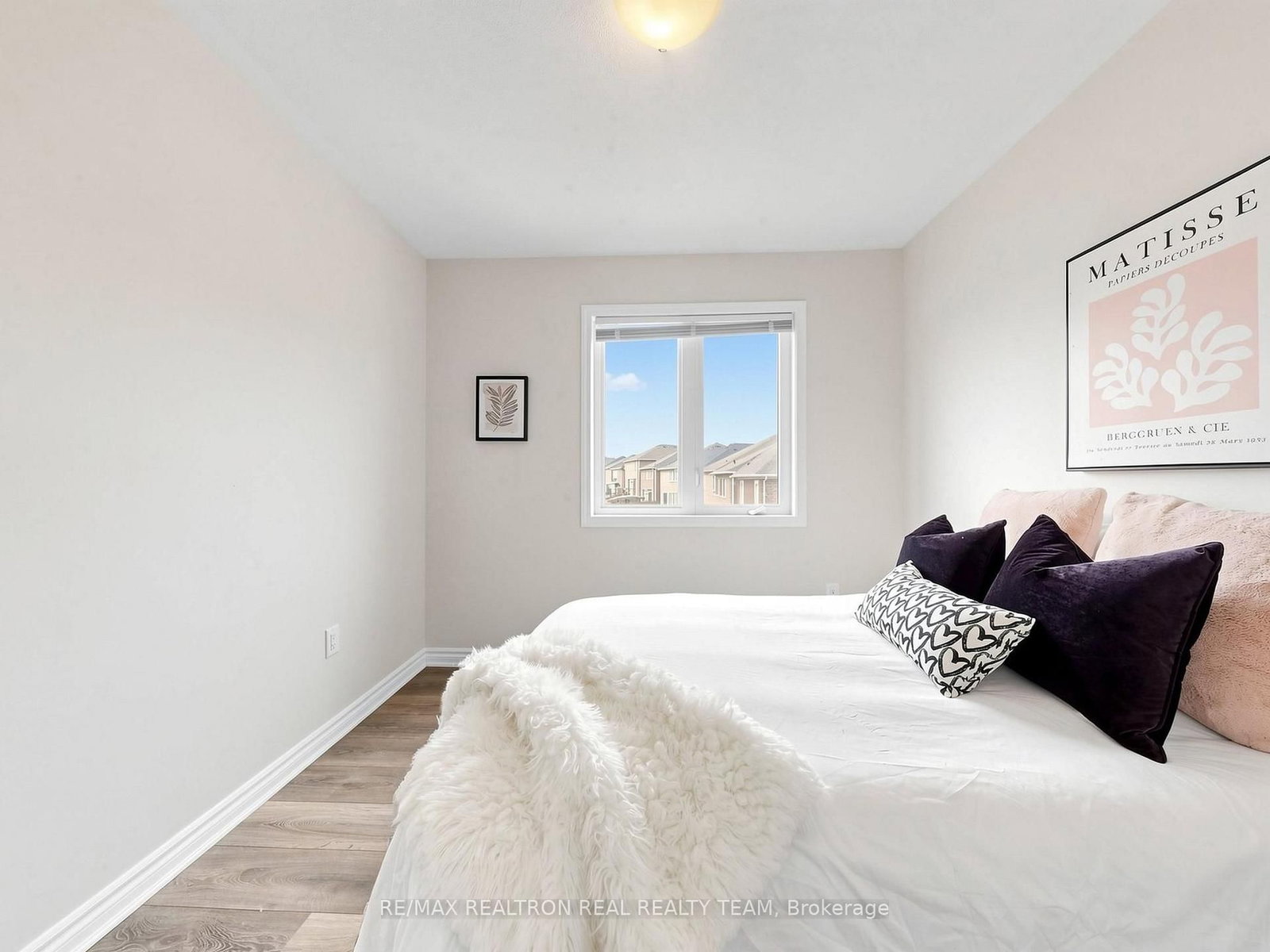2708 Burkholder Drive • Pickering, ON photo 40
