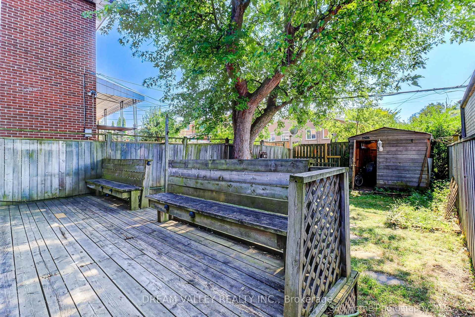 96 Laurel Avenue • Toronto, ON photo 22