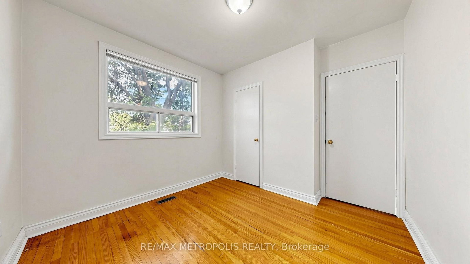 139 Pandora Circle • Toronto, ON photo 20