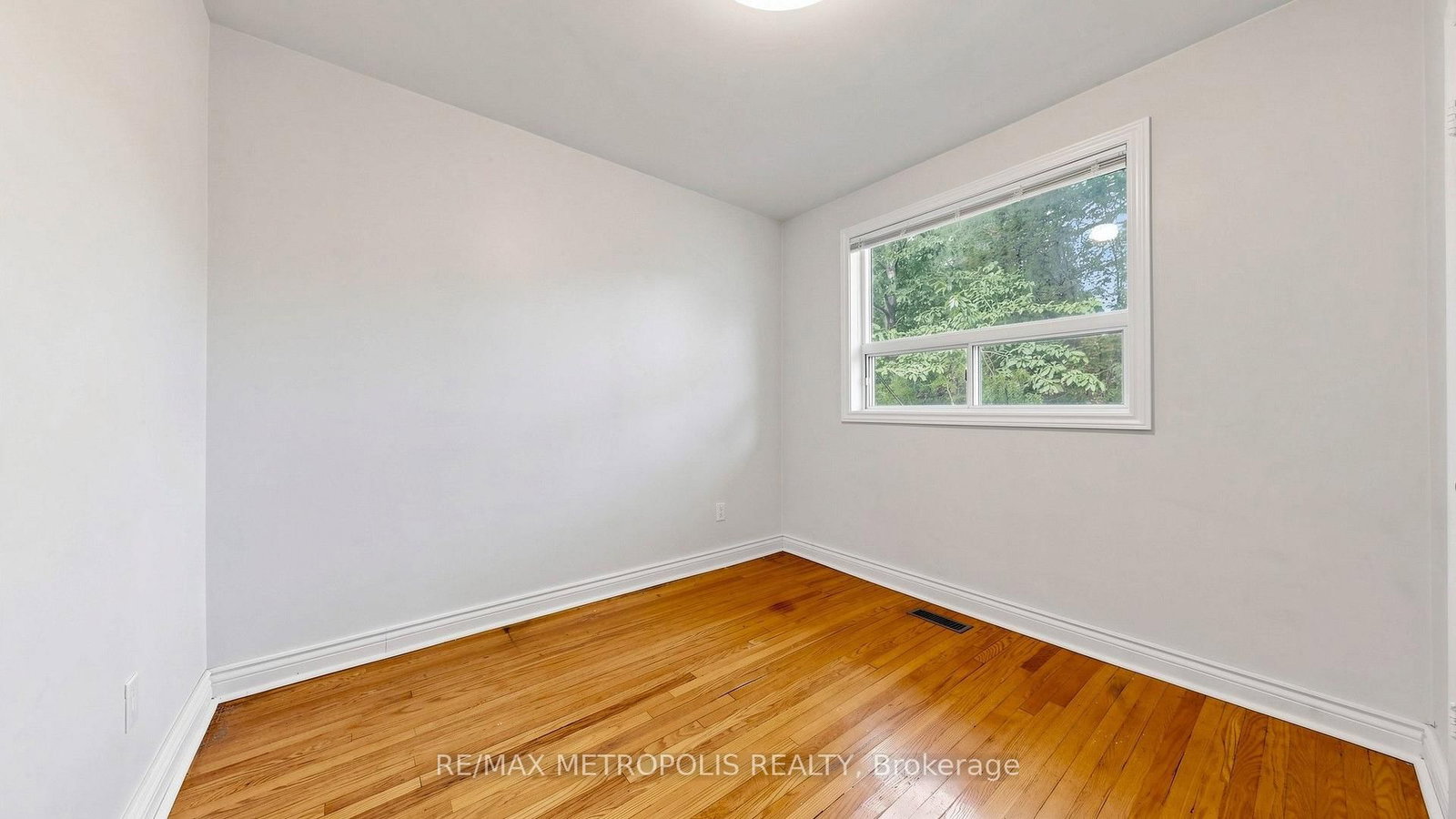 139 Pandora Circle • Toronto, ON photo 21