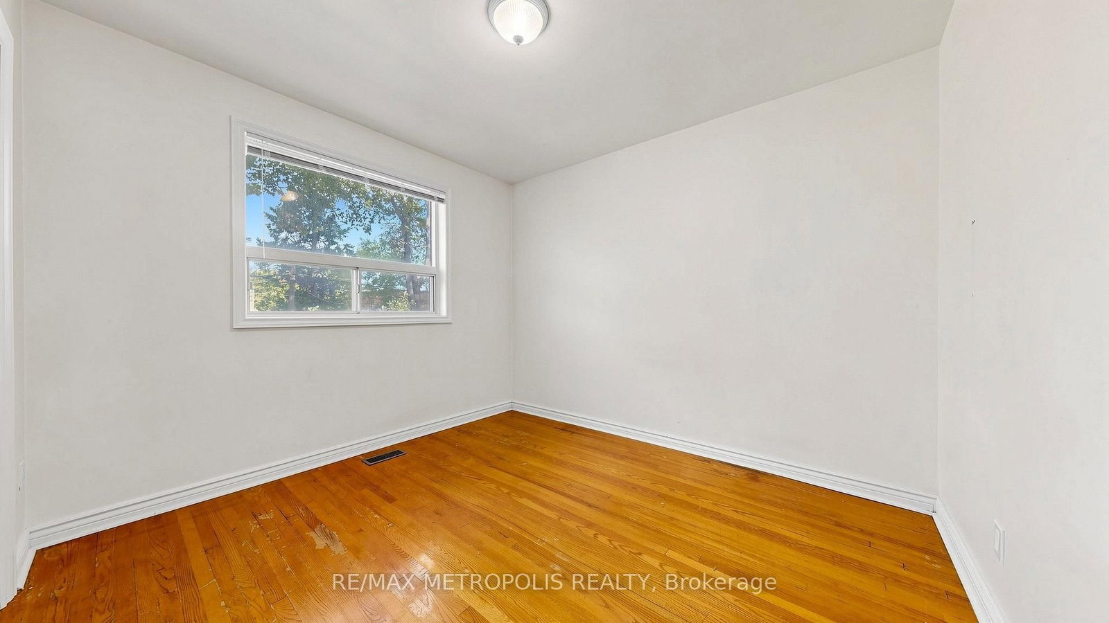 139 Pandora Circle • Toronto, ON photo 23