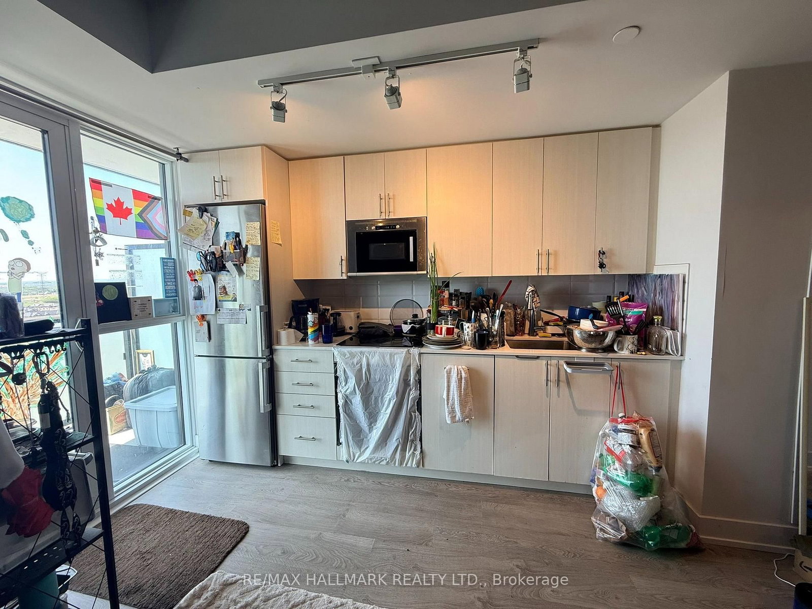2550 Simcoe Street N • #1501 • Oshawa, ON photo 6