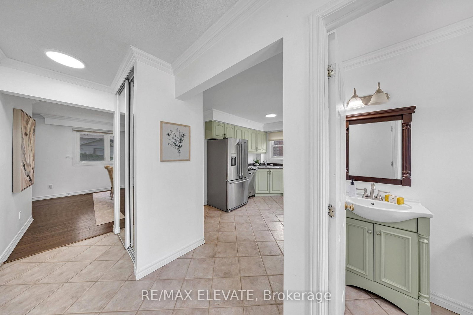 163 Brunswick Court • Oshawa, ON photo 5