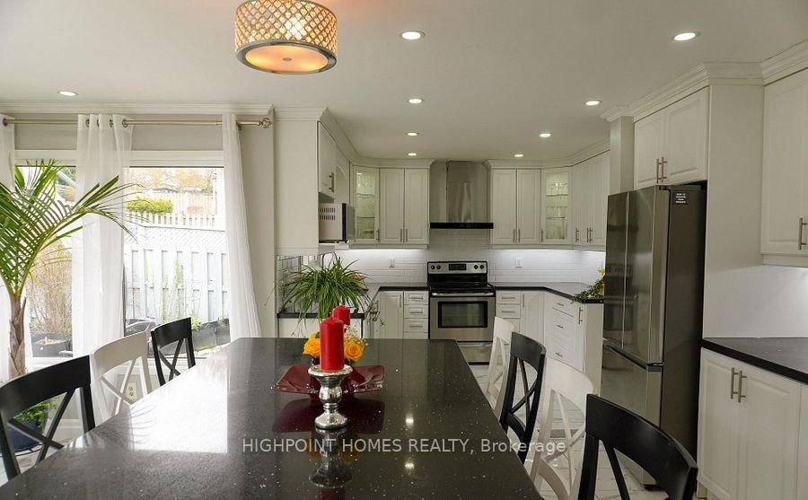 522 Powell Road • Whitby, ON photo 12