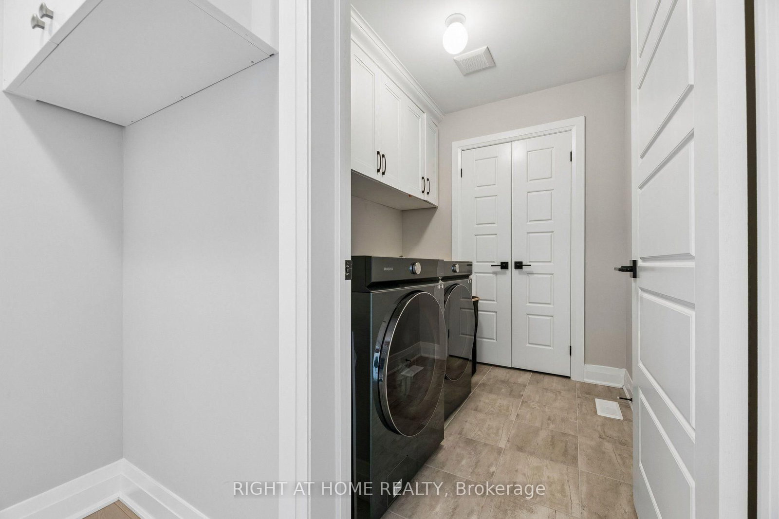 2989 Heartwood Lane • Pickering, ON photo 23