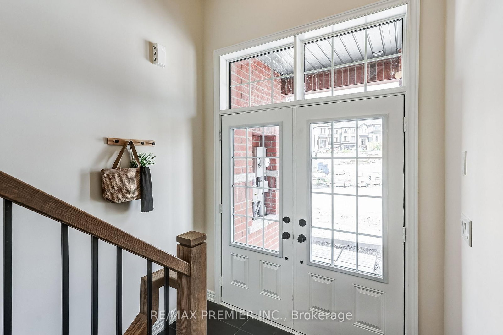 1267 Winding Woods Trail • Pickering, ON photo 4