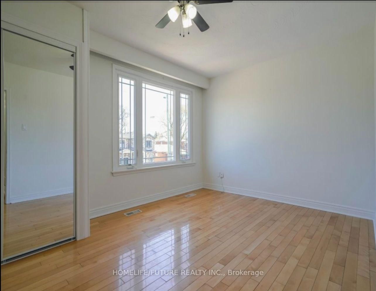 62 North Edgely Avenue • Toronto, ON photo 8