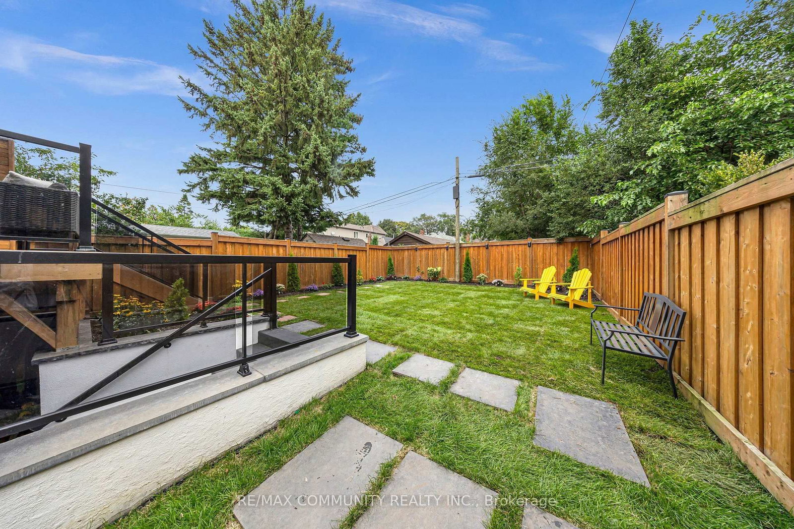 7 Derwyn Road • Toronto, ON photo 43