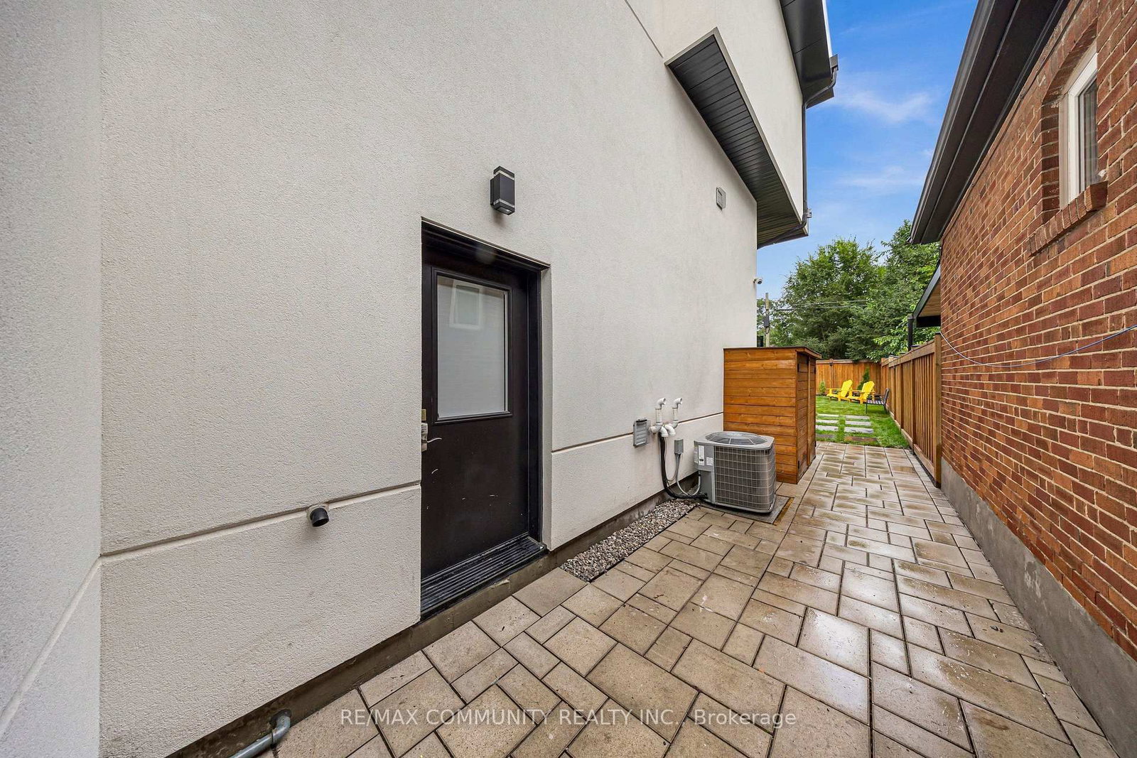 7 Derwyn Road • Toronto, ON photo 47