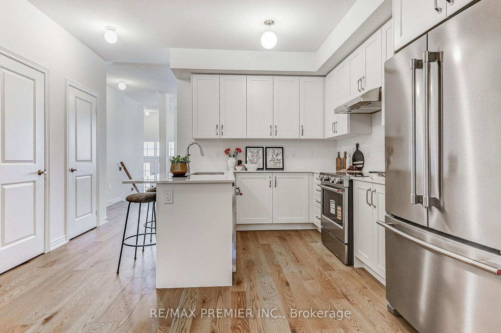 1228 Elizabeth Mackenzie Drive • Pickering, ON photo 13