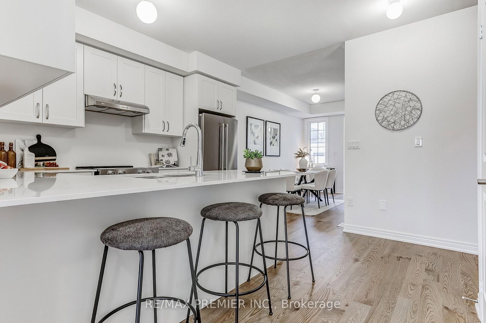 1228 Elizabeth Mackenzie Drive • Pickering, ON photo 16