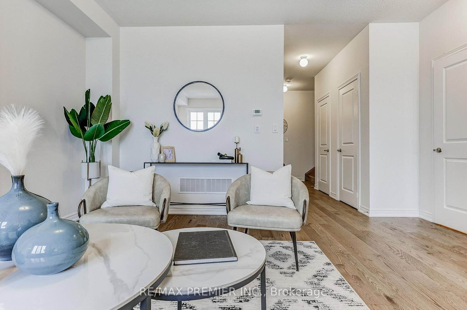 1228 Elizabeth Mackenzie Drive • Pickering, ON photo 21