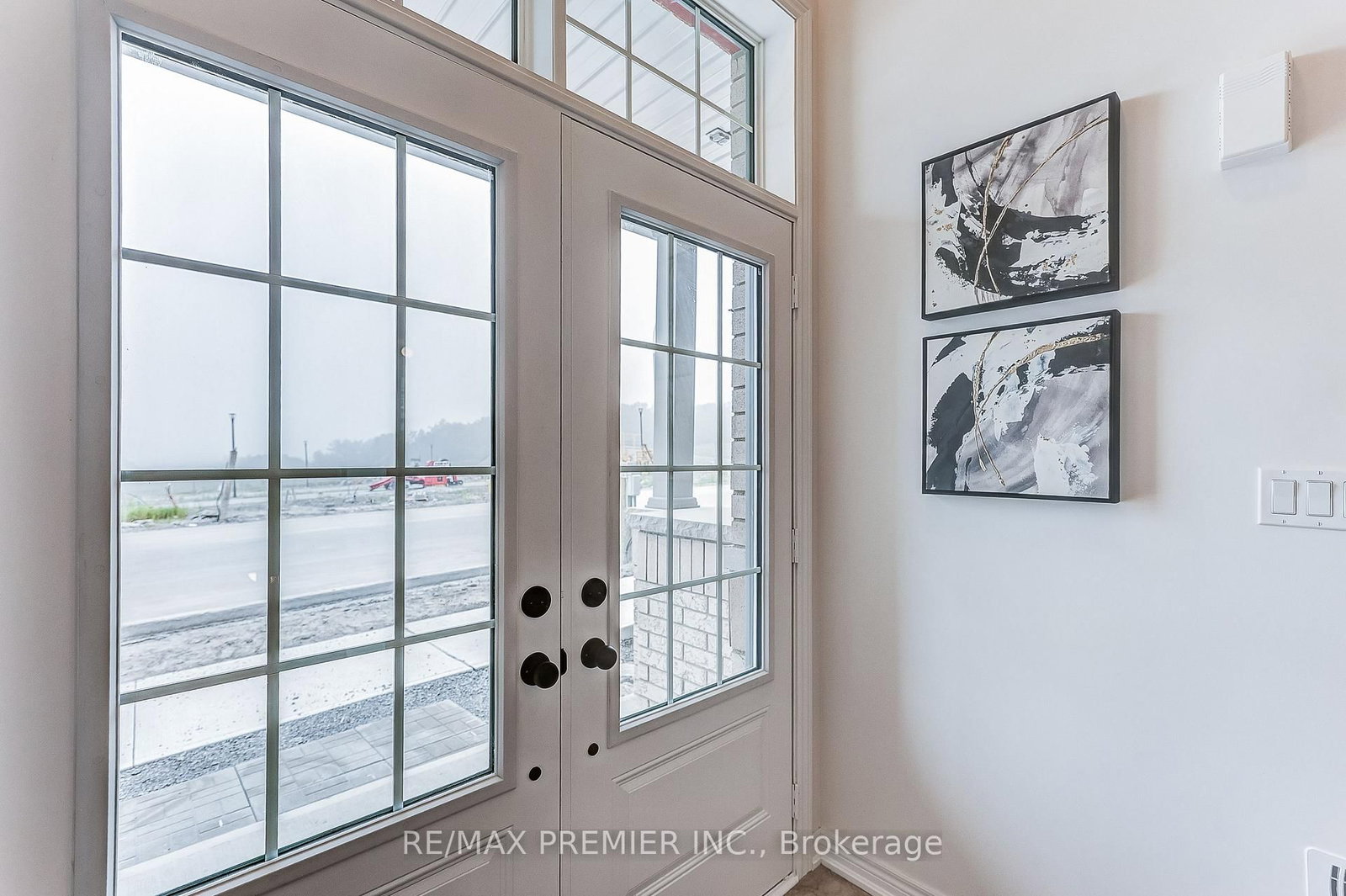 1228 Elizabeth Mackenzie Drive • Pickering, ON photo 27