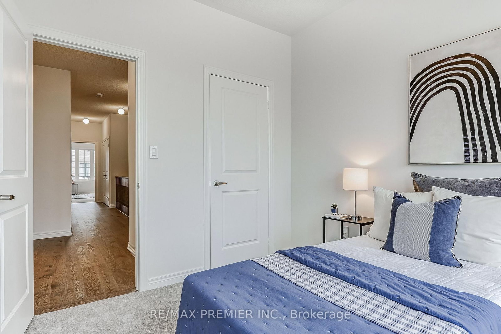 1228 Elizabeth Mackenzie Drive • Pickering, ON photo 38