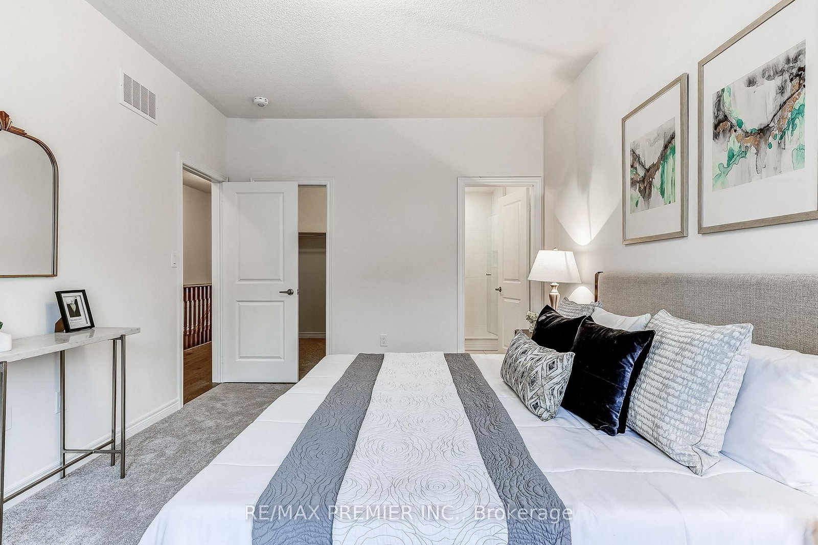 1228 Elizabeth Mackenzie Drive • Pickering, ON photo 45