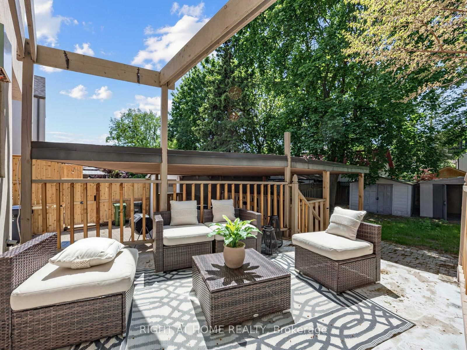 20 Kildonan Drive • Toronto, ON photo 32