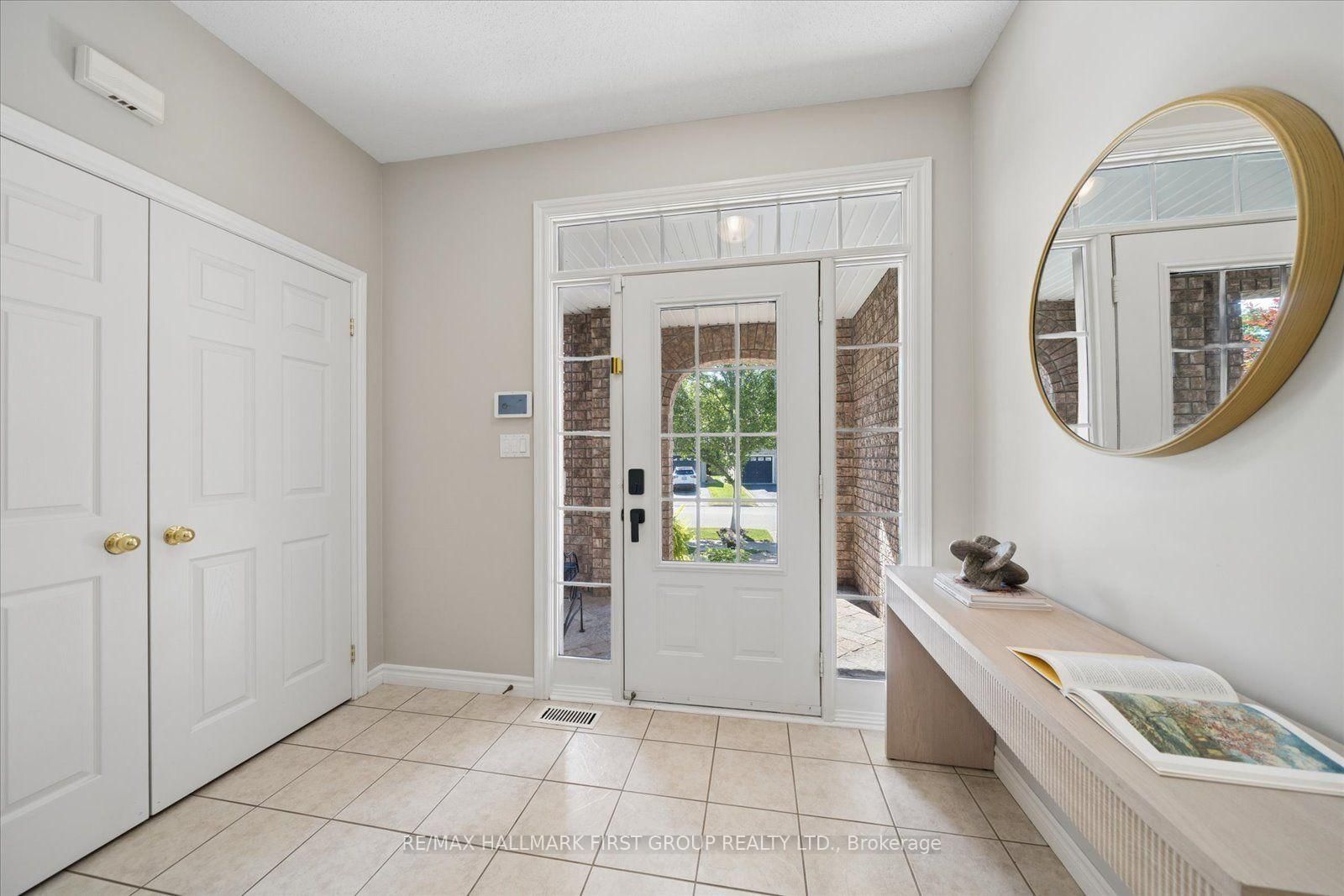 9 Pebblebrook Crescent • Whitby, ON photo 3