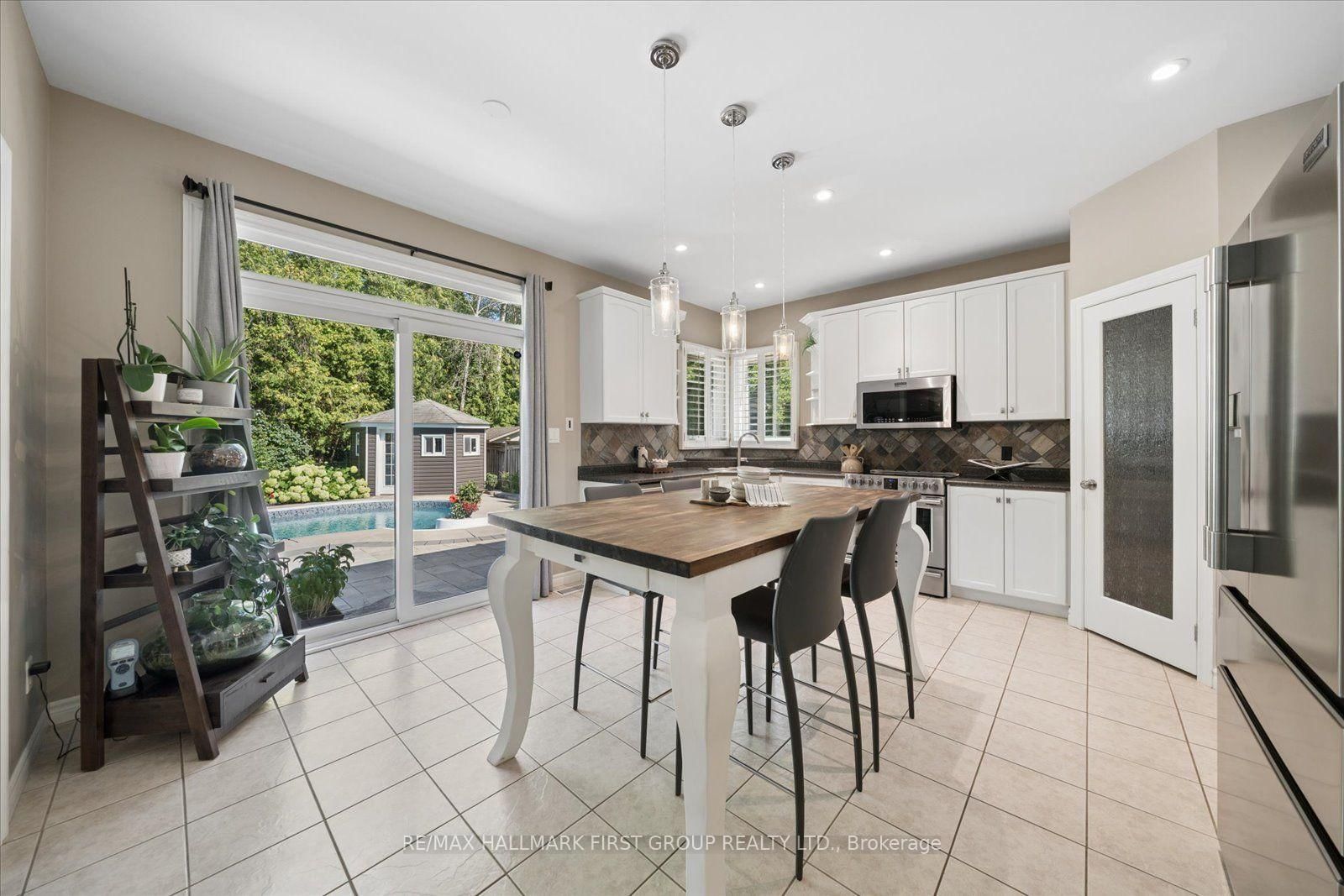 9 Pebblebrook Crescent • Whitby, ON photo 7