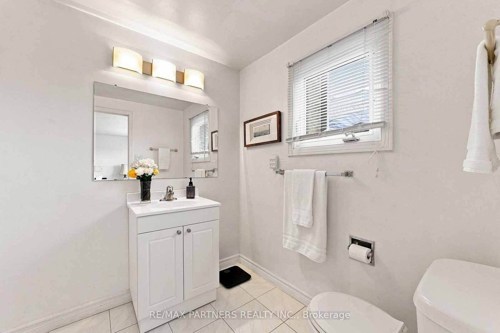 26 Blue Eagle Trail • Toronto, ON photo 21