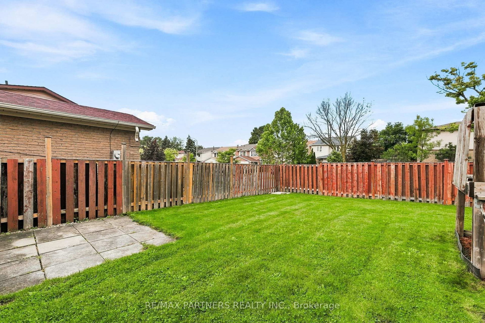 26 Blue Eagle Trail • Toronto, ON photo 36