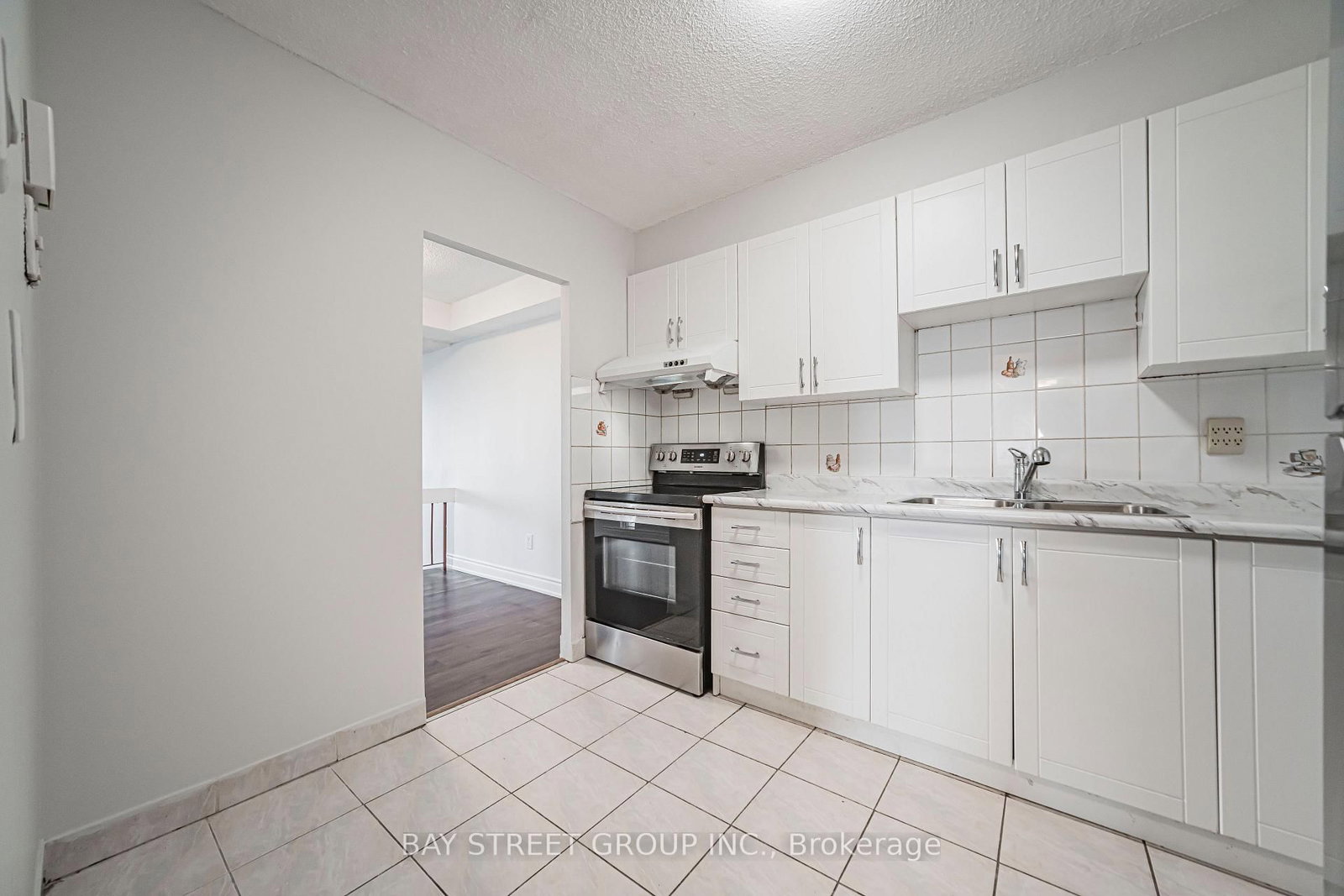 4101 Sheppard Avenue E • #1401 • Toronto, ON photo 11