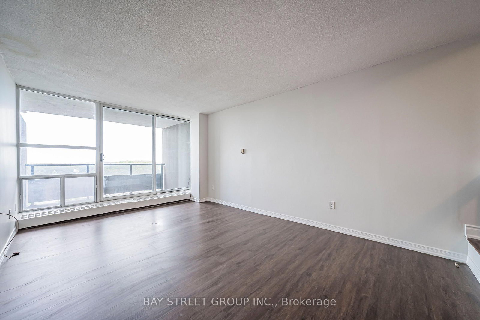 4101 Sheppard Avenue E • #1401 • Toronto, ON photo 12
