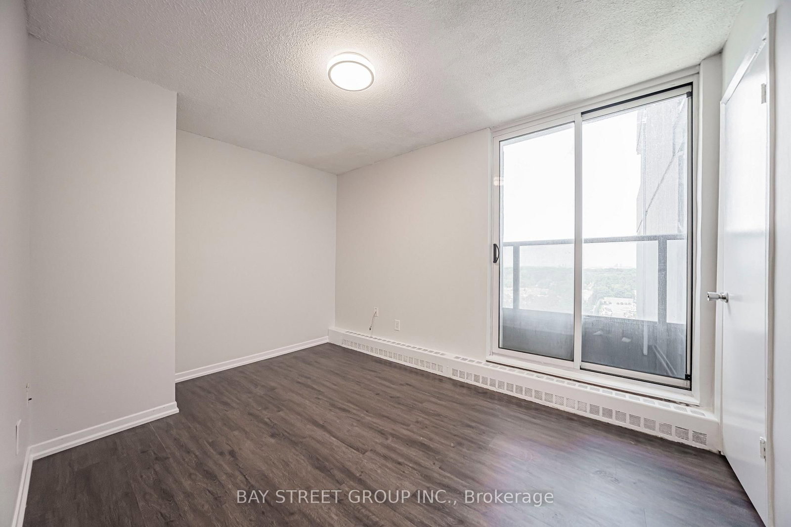 4101 Sheppard Avenue E • #1401 • Toronto, ON photo 17