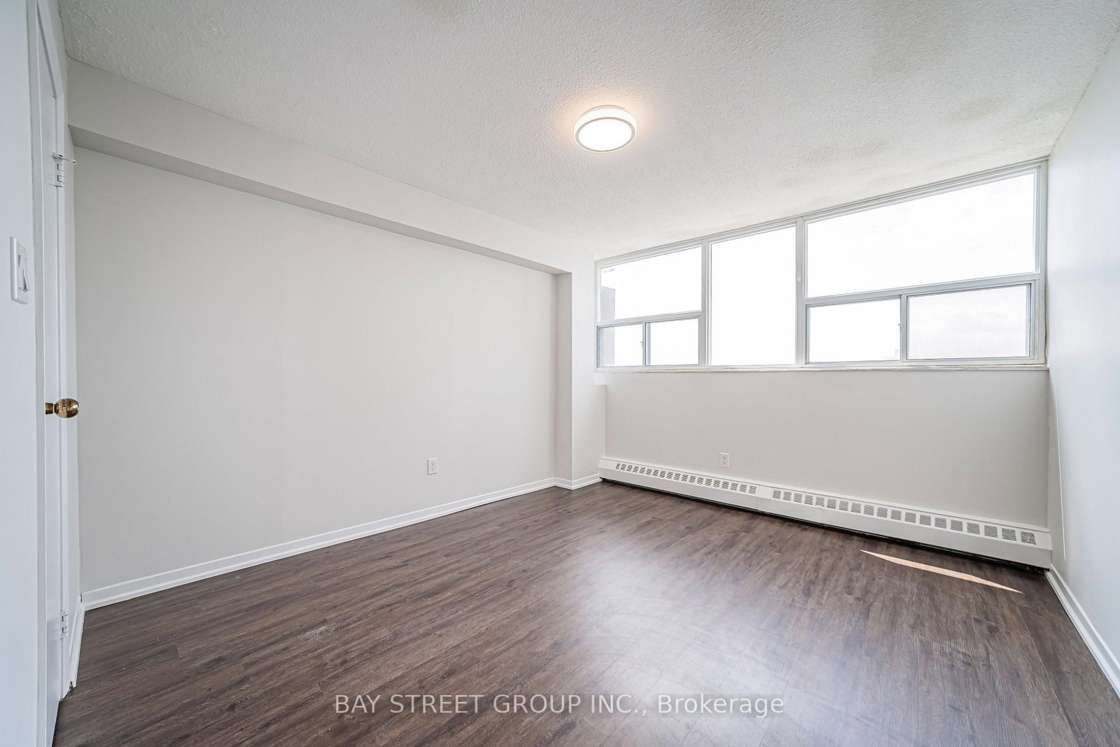 4101 Sheppard Avenue E • #1401 • Toronto, ON photo 19