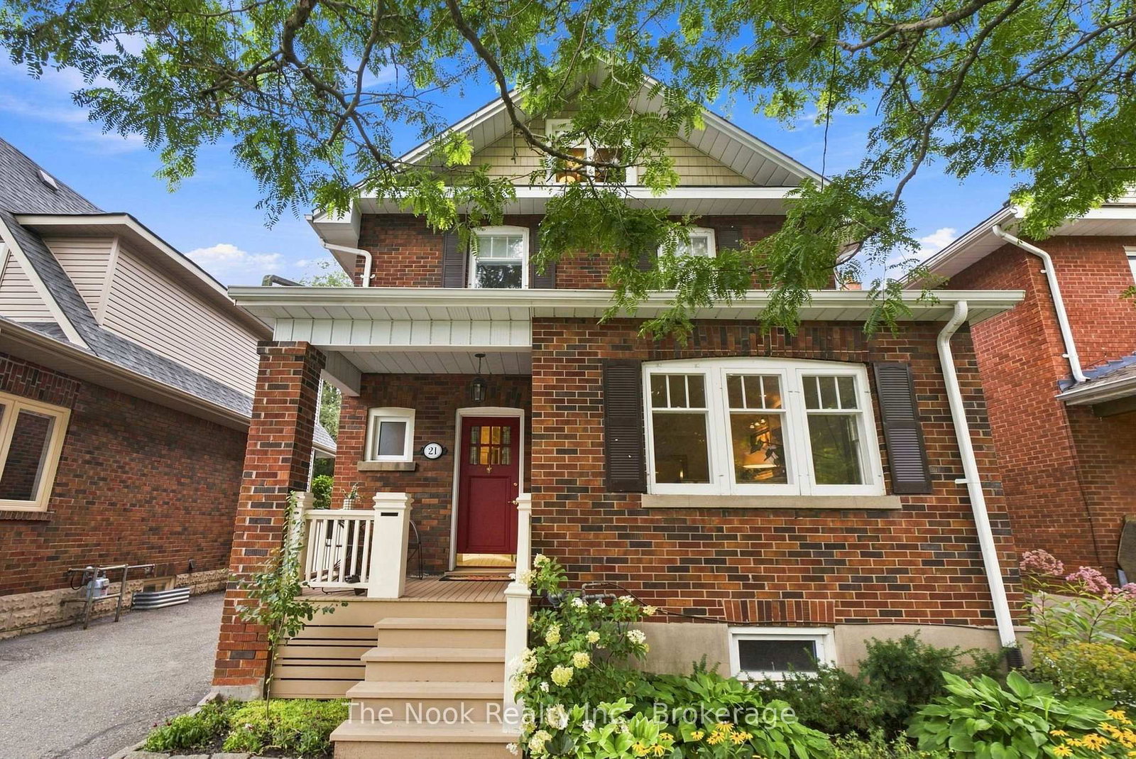 21 Westmoreland Avenue • Oshawa, ON photo 3