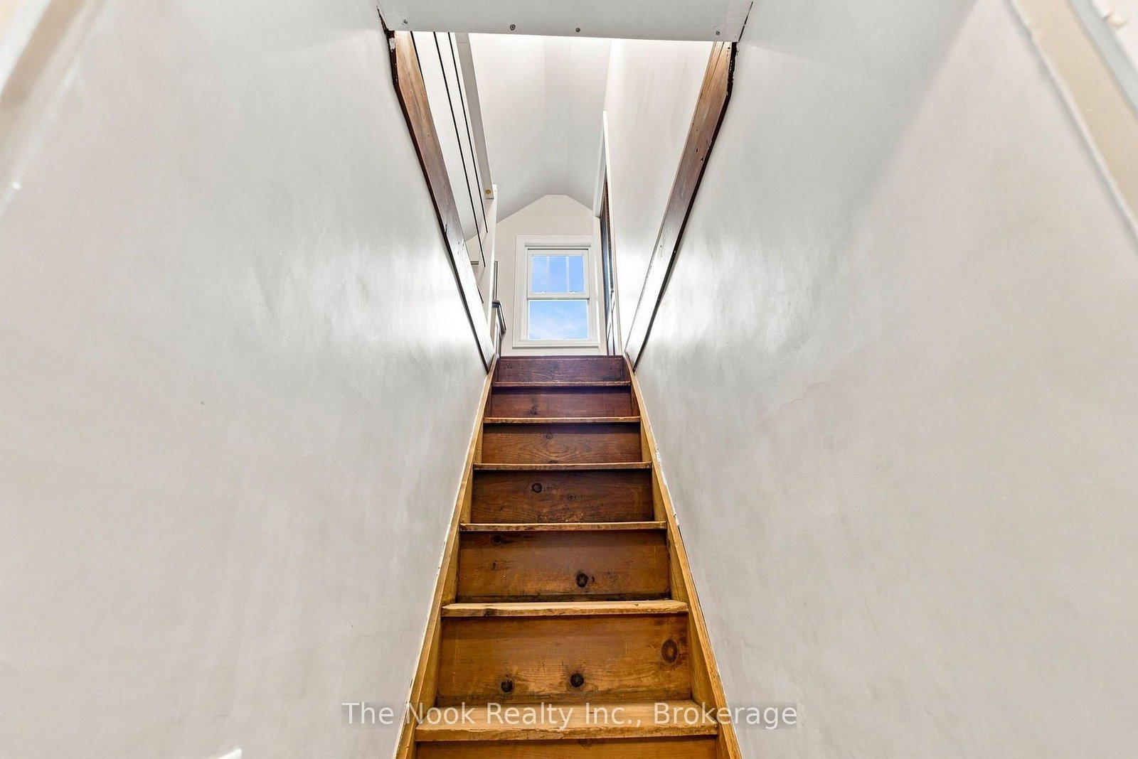 21 Westmoreland Avenue • Oshawa, ON photo 32