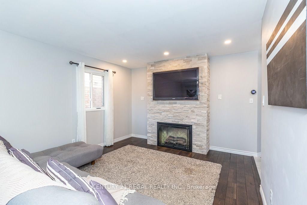 1218 Monica Cook Place • Pickering, ON photo 12