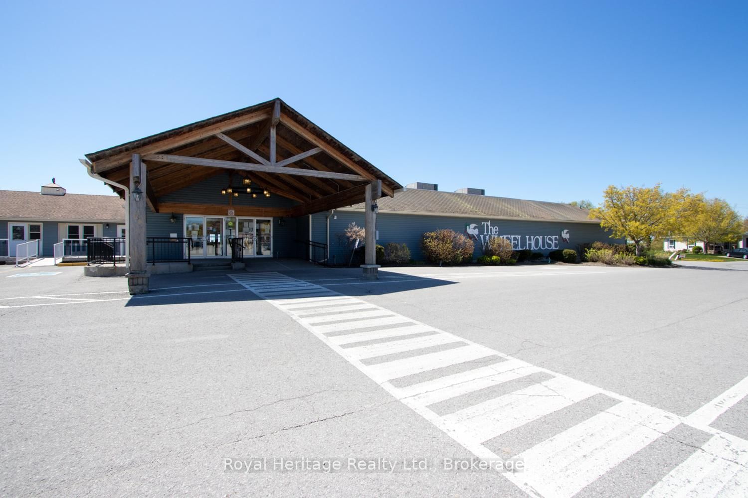 118 Bluffs Road • Clarington, ON photo 35