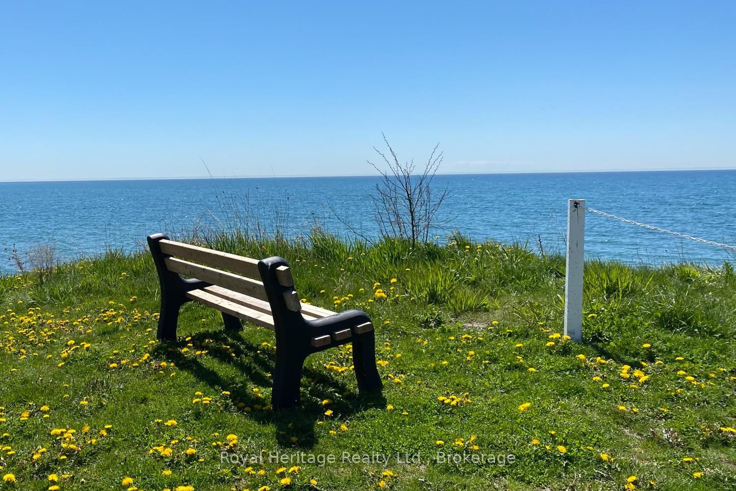 118 Bluffs Road • Clarington, ON photo 36