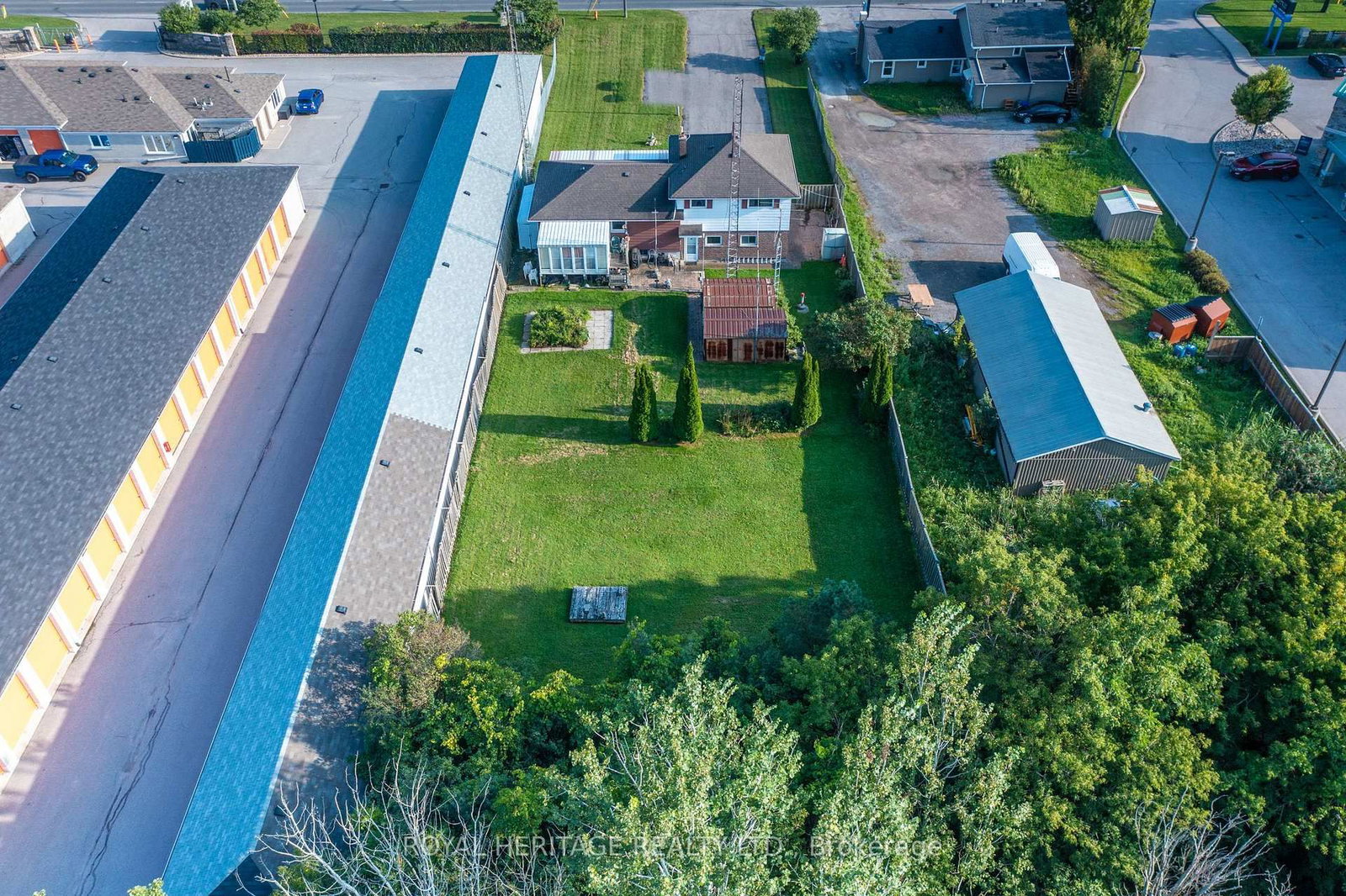 1000 Taunton Road E • Whitby, ON photo 10