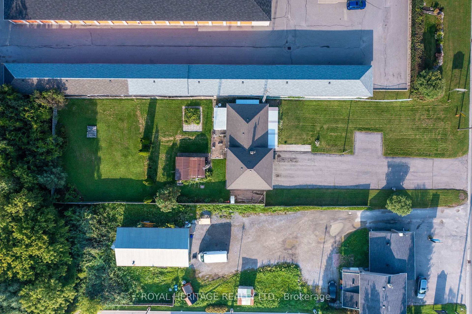 1000 Taunton Road E • Whitby, ON photo 13