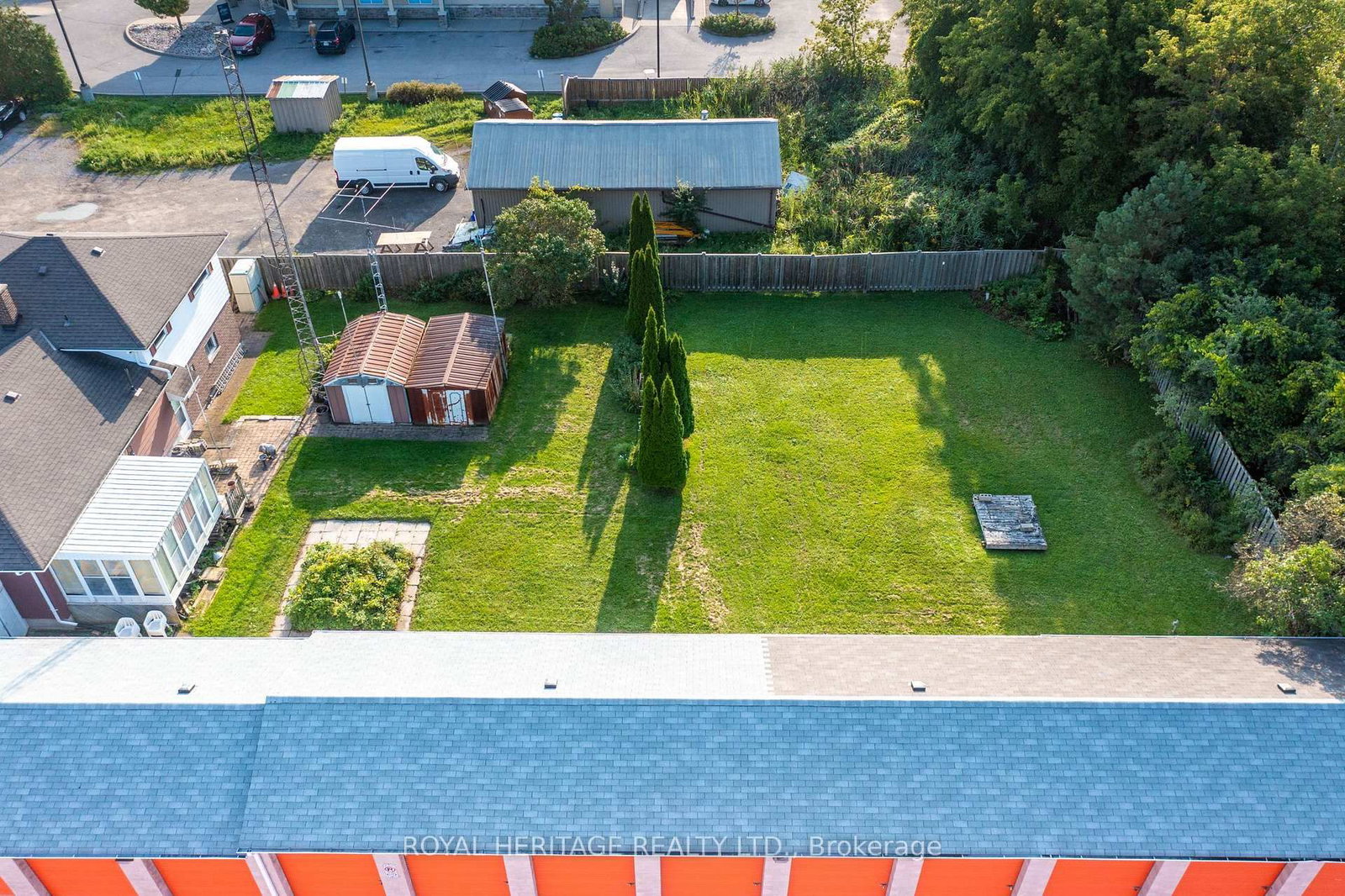 1000 Taunton Road E • Whitby, ON photo 15