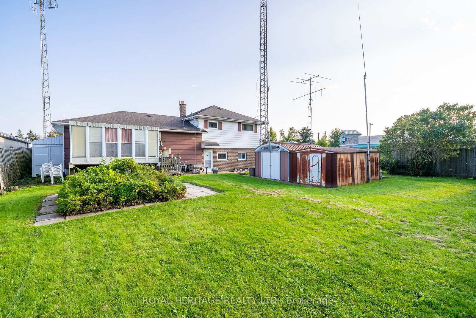 1000 Taunton Road E • Whitby, ON photo 22