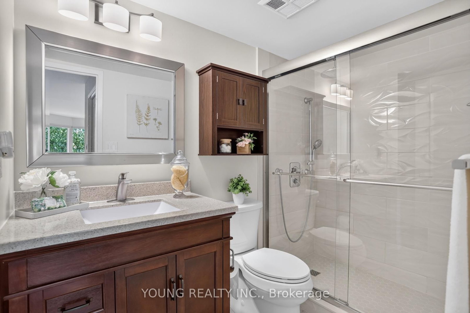 712 ROSSLAND Road E • #203 • Whitby, ON photo 13