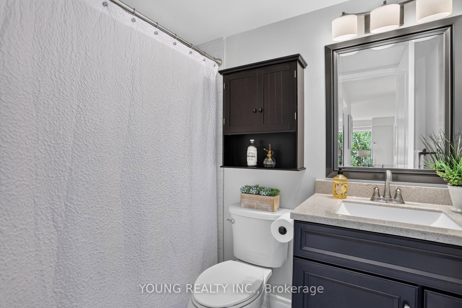 712 ROSSLAND Road E • #203 • Whitby, ON photo 16